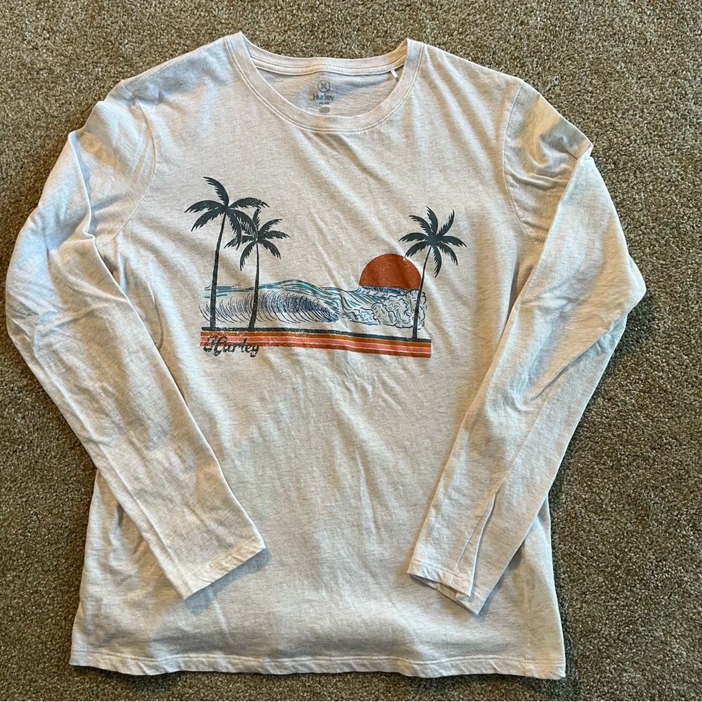 Hurley Light Tan Long Sleeve Tee with Palm Tree and Sunset Graphic Size Small
